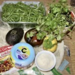 Burrito z tuńczykiem i warzywami po meksykańsku