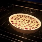 Clafoutis ciasto z wiśniami w piekarniku