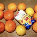 pomarańcze leżą na blacie kuchennym