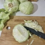 siekanie białej kapusty