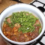 Klopsy z indyka z kurkami szparagami i bobem