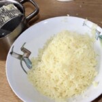 w misce znajduje się puree z ziemniaków