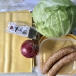 Łazanki z kiełbasą i białą słodką kapustą składniki