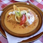 Naleśniki Hortobagy z farszem z cielęciny w papryce