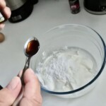 przyrządzanie masy jogurtowej