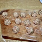 Pulpety jagnięce w sosie pomidorowym