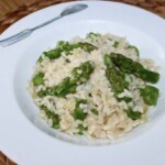 Risotto ze szparagami na białym winie