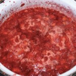 Roster truskawkowy przygotowanie w garnku