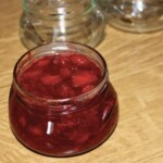 Roster truskawkowy w słoiczku