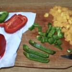 pokrojona świeża kolorowa papryka