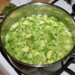 blanszowaną siekana brukselka