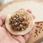 pierogi z kaszą gryczaną i serem pleśniowym lepienie
