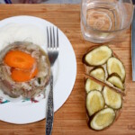 Galaretka wieprzowa z golonki czyli zimne nóżki