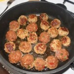 Klopsy z indyka w sosie pomidorowym