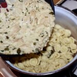 Makaron z sosem śmietanowym i z tuńczykiem