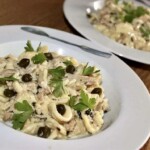 Makaron z sosem śmietanowym i z tuńczykiem