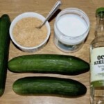 Mizeria z ogórków z octem i cukrem po węgiersku