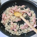 Risotto z brokułem i wędzonką smażoną