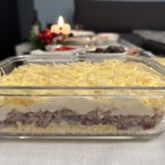 Sałatka warstwowa z tuńczykiem