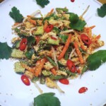 Sałatka z kurczakiem po azjatycku