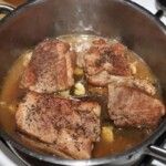 Żeberka wieprzowe duszone z czosnkiem i chilli