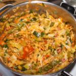 Bigos z białej kapusty i mięsa mielonego