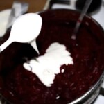 Buraki czerwone zasmażane ze śmietaną