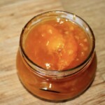 Chutney morelowy z imbirem i cebulą