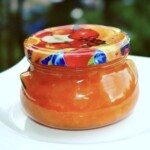 Chutney morelowy z imbirem i cebulą