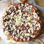 Ciasto migdałowe z gruszkami miodem i cynamonem