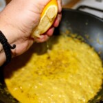 dorsz w sosie curry przygotowanie sosu