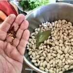 biała fasolka w garnku