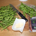 Fasolka szparagowa z szynką i świeżą miętą