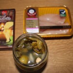 Grillowane piersi z kurczaka z serem i ogórkami