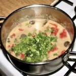 Gulasz cielęcy z warzywami i cebulkami perłowymi