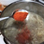 łyżeczka mielonej papryki