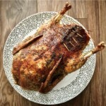 Kaczka pieczona po poznańsku z jabłkami