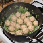 Klopsiki drobiowe z młodą kapustą zasmażaną