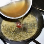 przygotowanie sosu kaparowego na patelni