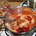 Kotlety z indyka duszone w sosie paprykowym