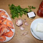 Krewetki saganaki z pomidorami i serem feta