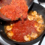 Krewetki saganaki z pomidorami i serem feta