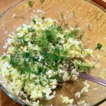 sałatka z bulguru w misce