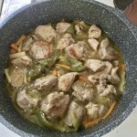 Mięso duszone w sosie z fasolką szparagową