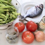 okra duszona z pomidorami i doradą składniki