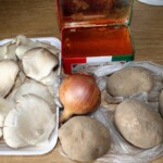 Paprykarz z ziemniaków i boczniaków składniki