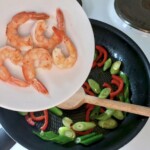 Ryż z krewetkami smażony po chińsku