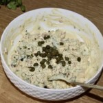 Sałatka krewetkowa ze śliwkami suszonymi