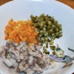 Sałatka śledziowa z burakami i papryką