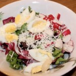 Włoska sałatka z bresaolą wołową i grzankami